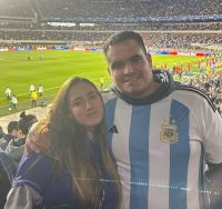 La humildad de un grande: Cuti Romero le regaló entradas a un roquense para ver a la selección 